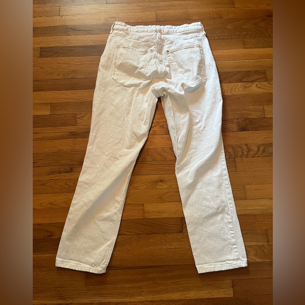 NWOT H&M Curvy Fit High Waist Straight Off-white Jeans
